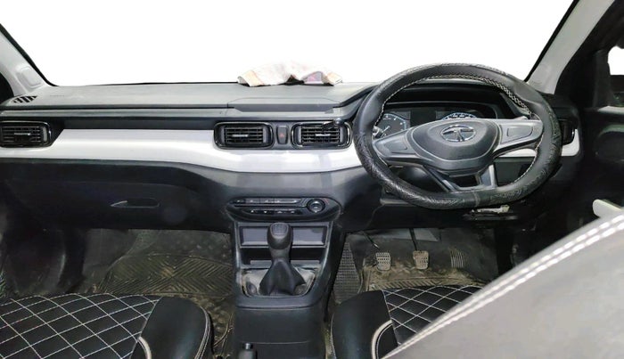 2023 Tata PUNCH PURE MT, Petrol, Manual, 15,666 km, interior