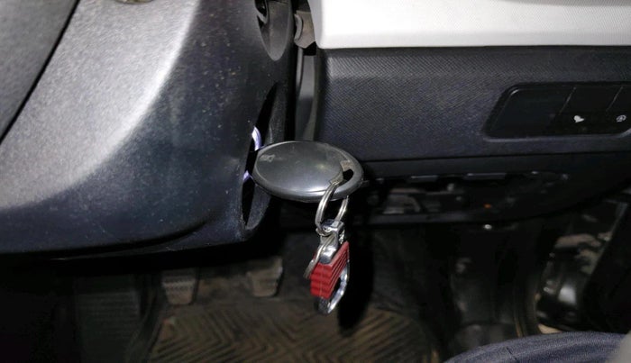 2023 Tata PUNCH PURE MT, Petrol, Manual, 15,666 km, interior