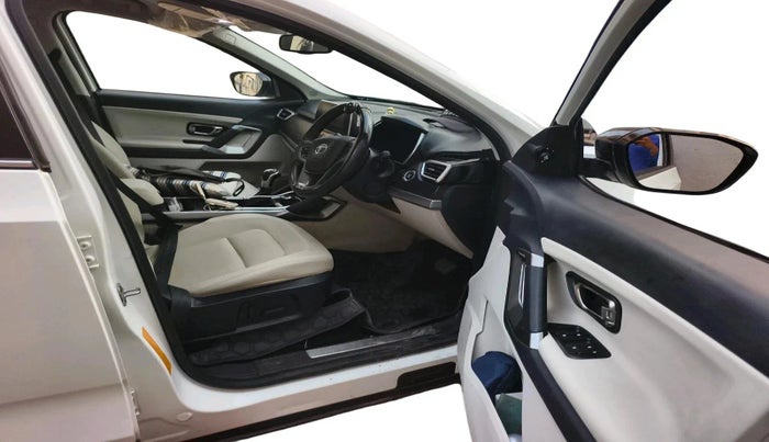 2022 Tata Safari XZA, Diesel, Automatic, 38,363 km, interior
