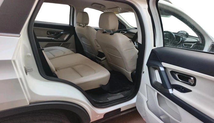 2022 Tata Safari XZA, Diesel, Automatic, 38,363 km, interior