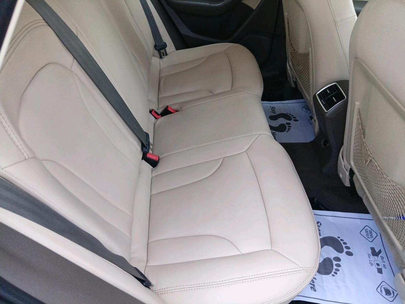 2014 Audi Q3 2.0 TDI, Diesel, Automatic, 1,23,152 km, interior
