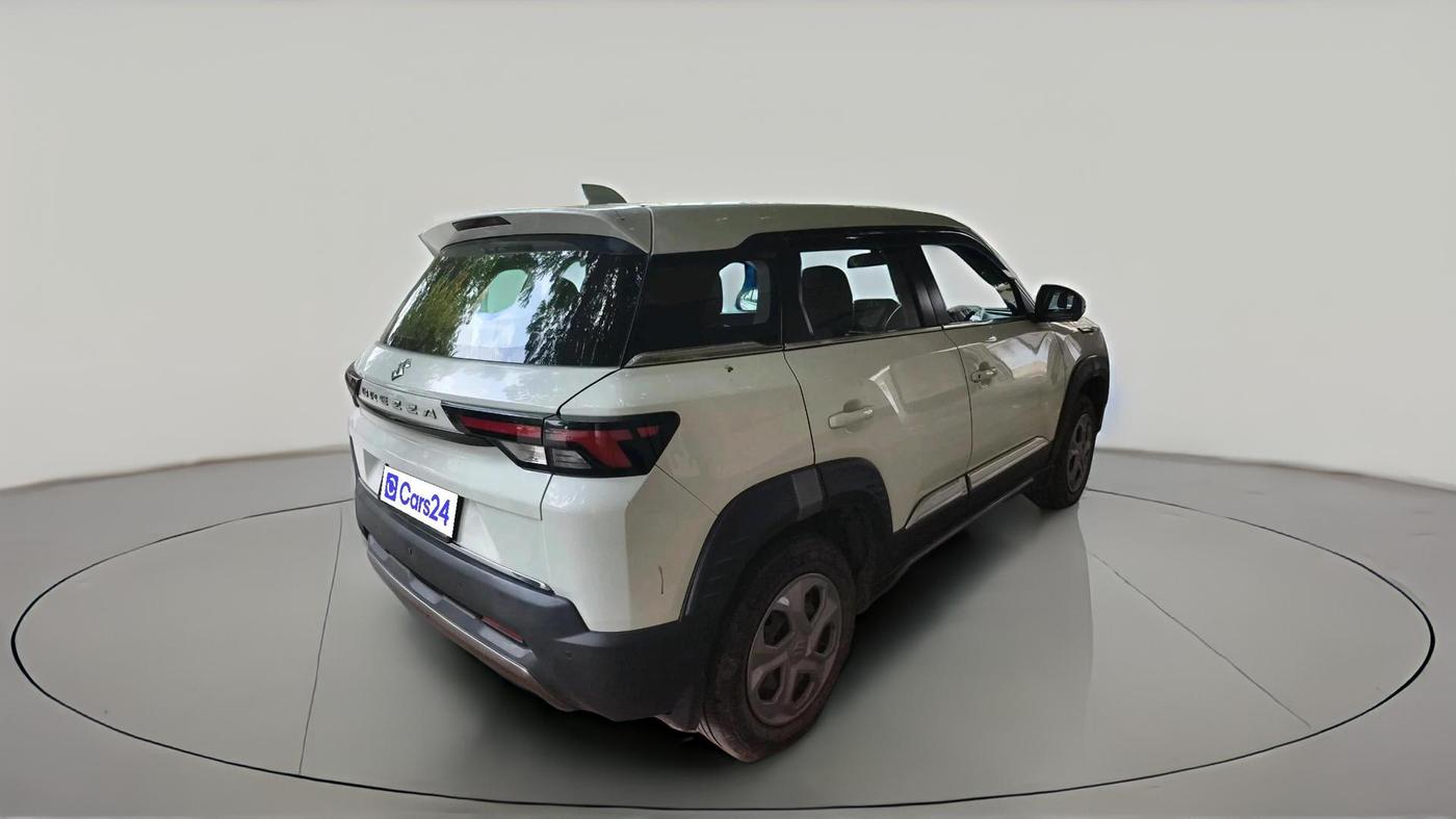 2025 Maruti BREZZA LXI S- CNG, CNG, Manual, 31,484 km, exterior