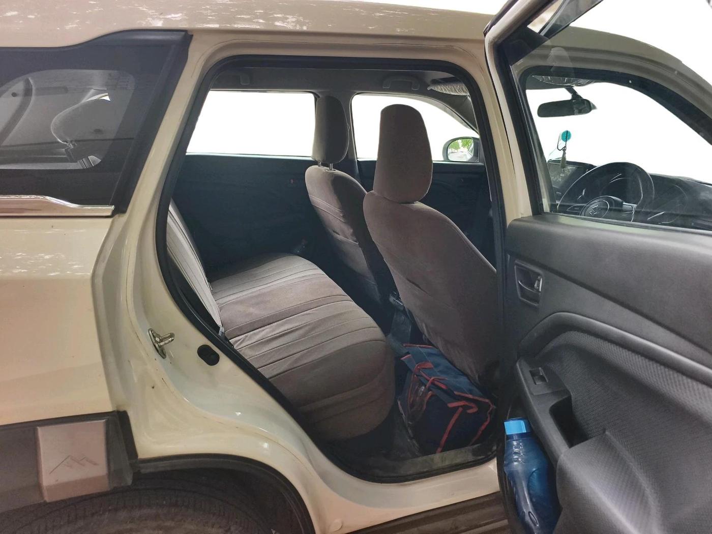 2025 Maruti BREZZA LXI S- CNG, CNG, Manual, 31,484 km, interior