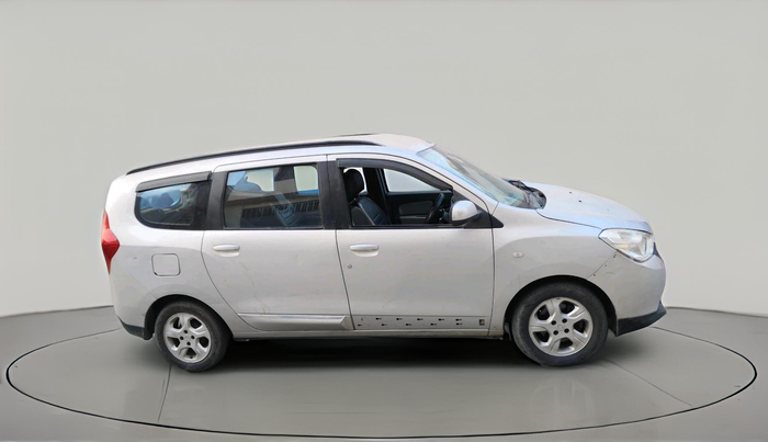 2015 Renault Lodgy 110 PS RXL 7 STR, Diesel, Manual, 1,35,587 km, exterior