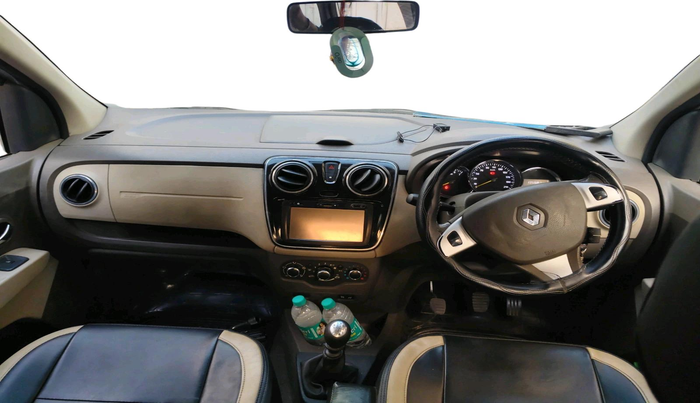 2015 Renault Lodgy 110 PS RXL 7 STR, Diesel, Manual, 1,35,587 km, interior