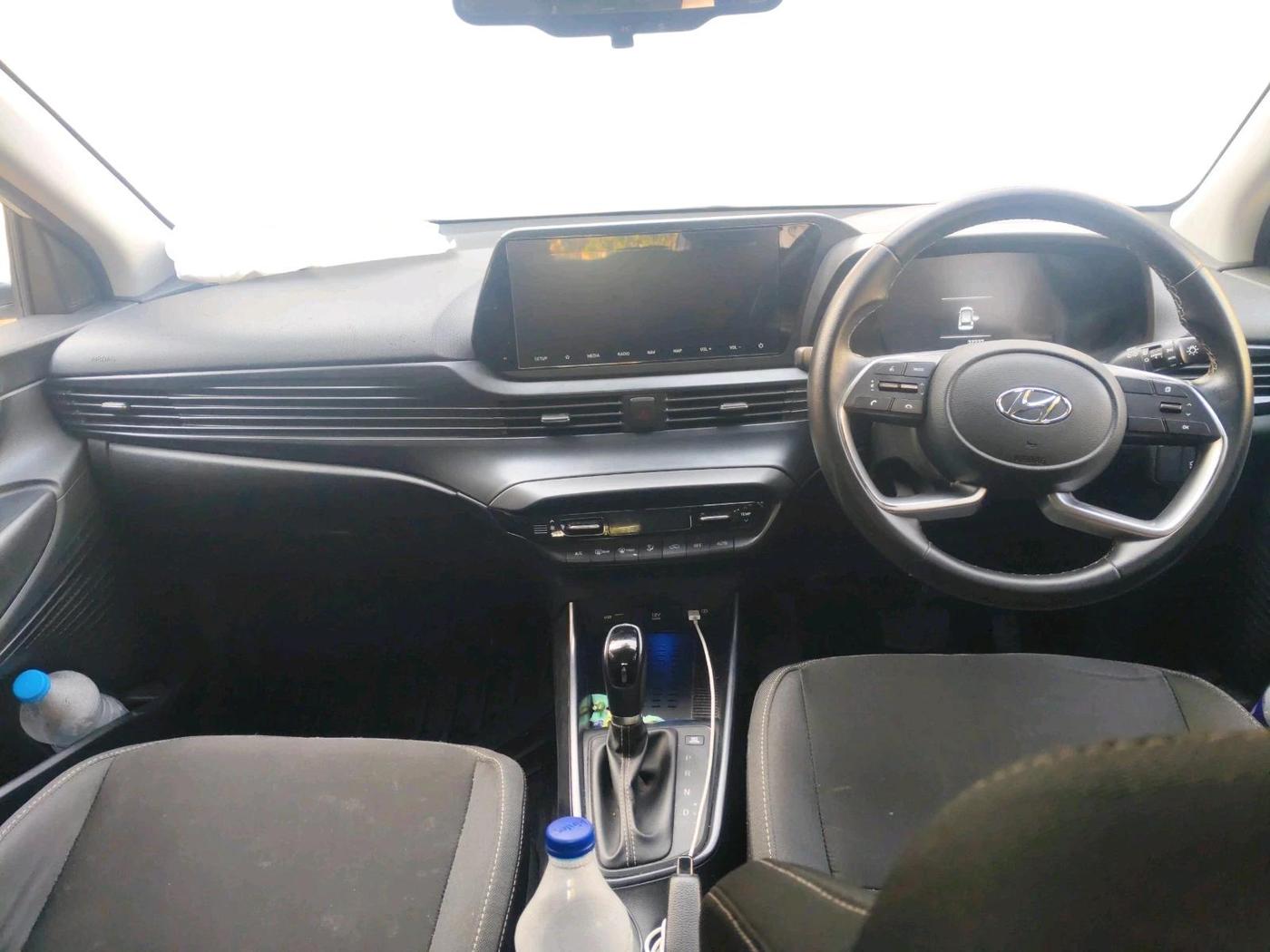2020 Hyundai NEW I20 ASTA 1.2 AT, Petrol, Automatic, 32,227 km, interior