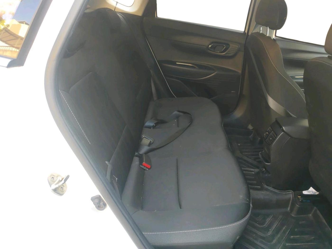2020 Hyundai NEW I20 ASTA 1.2 AT, Petrol, Automatic, 32,227 km, interior