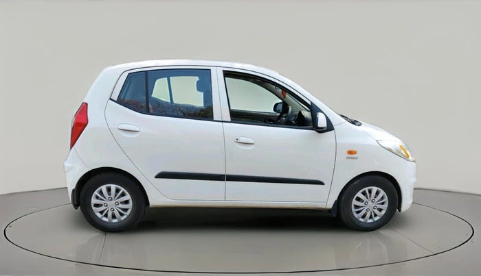 2015 Hyundai i10 SPORTZ 1.1, Petrol, Manual, 15,888 km, exterior