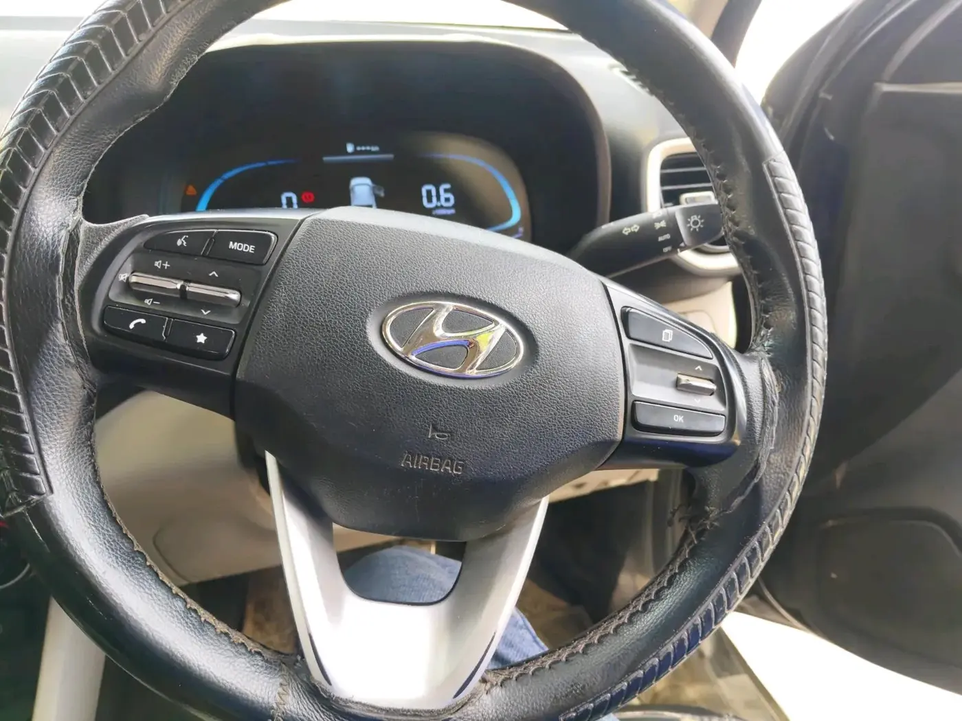 2022 Hyundai VENUE S(O) 1.2, CNG, Manual, 1,00,178 km, interior