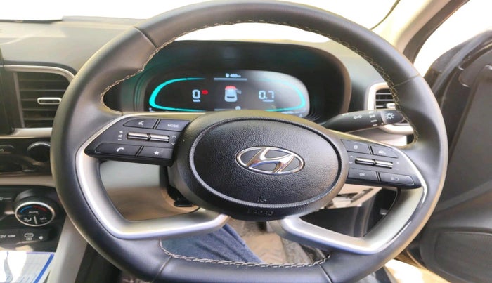 2024 Hyundai VENUE SX 1.5 CRDI, Diesel, Manual, 18,118 km, interior