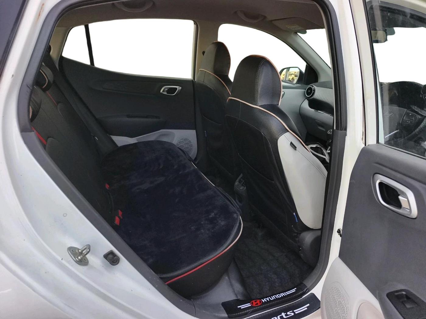 2023 Hyundai GRAND I10 NIOS SPORTZ 1.2 KAPPA VTVT CNG, CNG, Manual, 52,726 km, interior