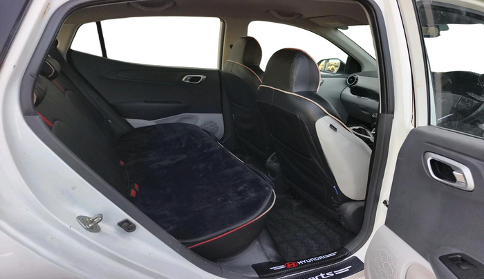 2023 Hyundai GRAND I10 NIOS SPORTZ 1.2 KAPPA VTVT CNG, CNG, Manual, 52,726 km, interior