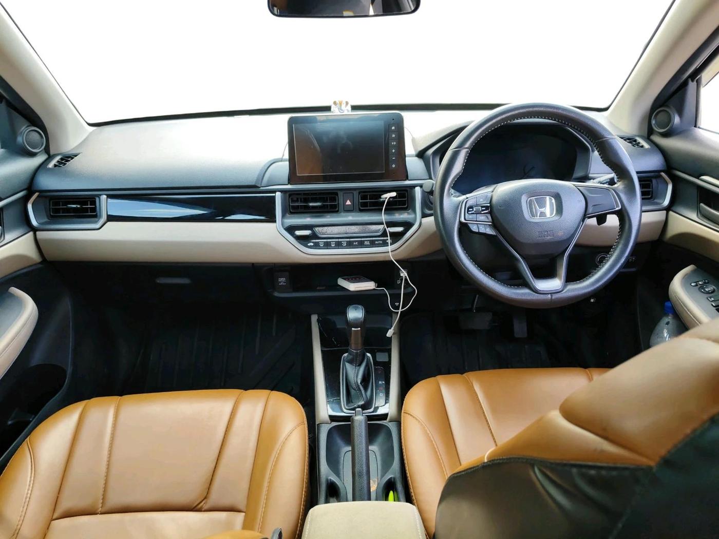 2024 Honda ELEVATE VX CVT, CNG, Automatic, 38,280 km, interior