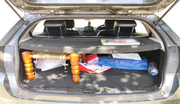 2024 Tata ALTROZ XZ CNG, CNG, Manual, 80,728 km, exterior