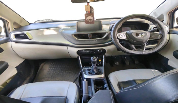 2024 Tata ALTROZ XZ CNG, CNG, Manual, 80,728 km, interior