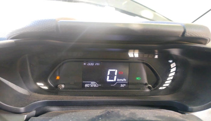 2024 Tata ALTROZ XZ CNG, CNG, Manual, 80,728 km, interior