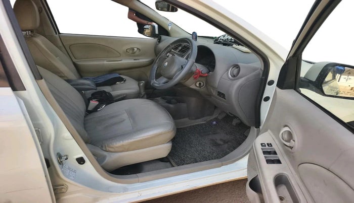 2014 Renault Pulse RXL DIESEL, Diesel, Manual, 1,18,062 km, interior