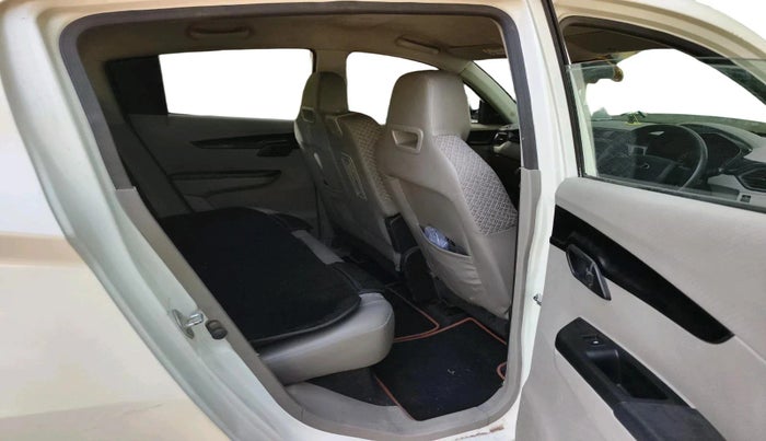 2016 Mahindra Kuv100 K4 PLUS 5 STR, Petrol, Manual, 76,740 km, interior