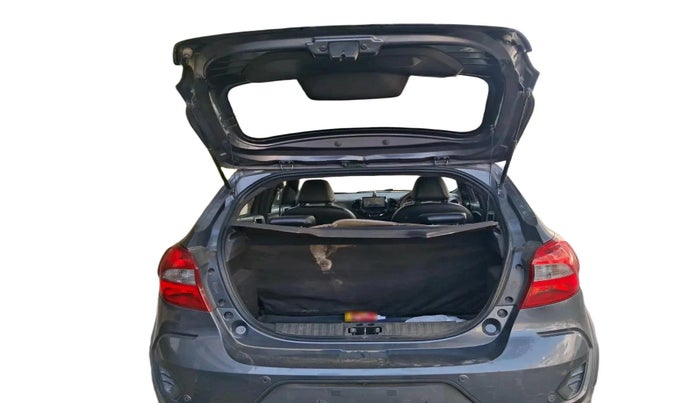 2018 Ford FREESTYLE TITANIUM 1.2 PETROL, Petrol, Manual, 1,27,849 km, exterior