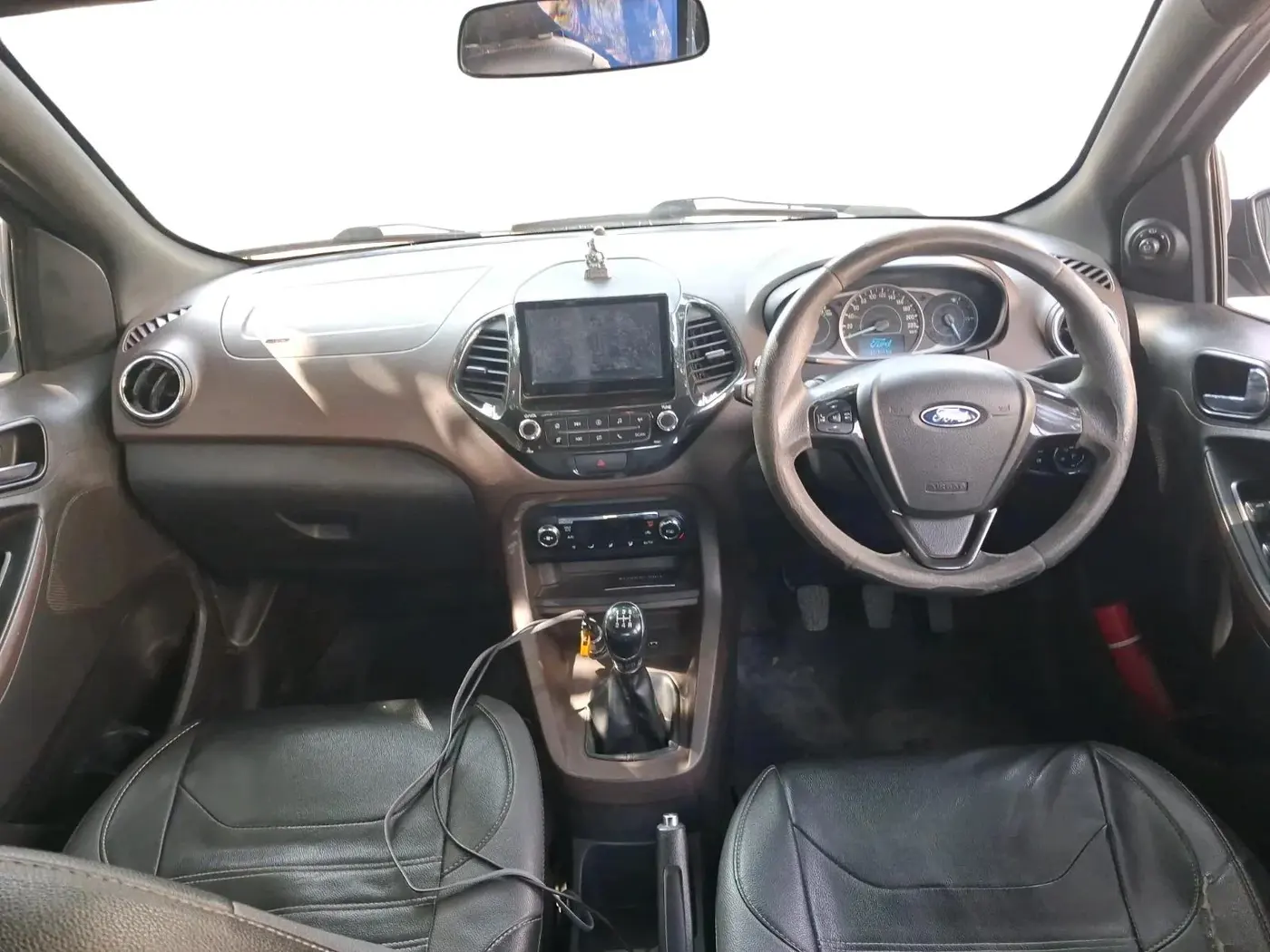 2018 Ford FREESTYLE TITANIUM 1.2 PETROL, Petrol, Manual, 1,27,849 km, interior