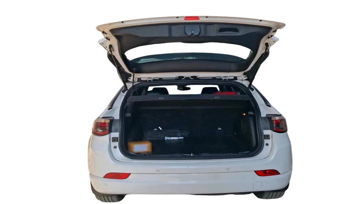 2022 Jeep Compass MODEL S (O) DIESEL 4X4 AT, Diesel, Automatic, 1,00,026 km, exterior