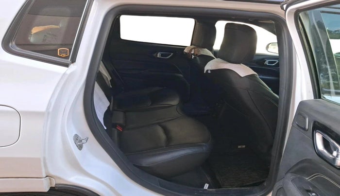 2022 Jeep Compass MODEL S (O) DIESEL 4X4 AT, Diesel, Automatic, 1,00,026 km, interior