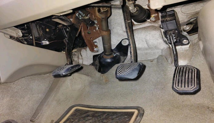 2008 Toyota Corolla Altis GL PETROL, CNG, Manual, 1,34,885 km, interior