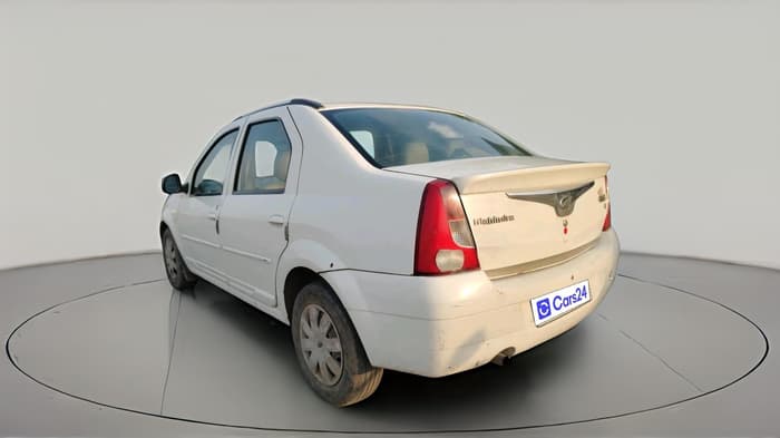 2011 Mahindra Verito 1.5 D6, Diesel, Manual, 1,41,961 km, exterior
