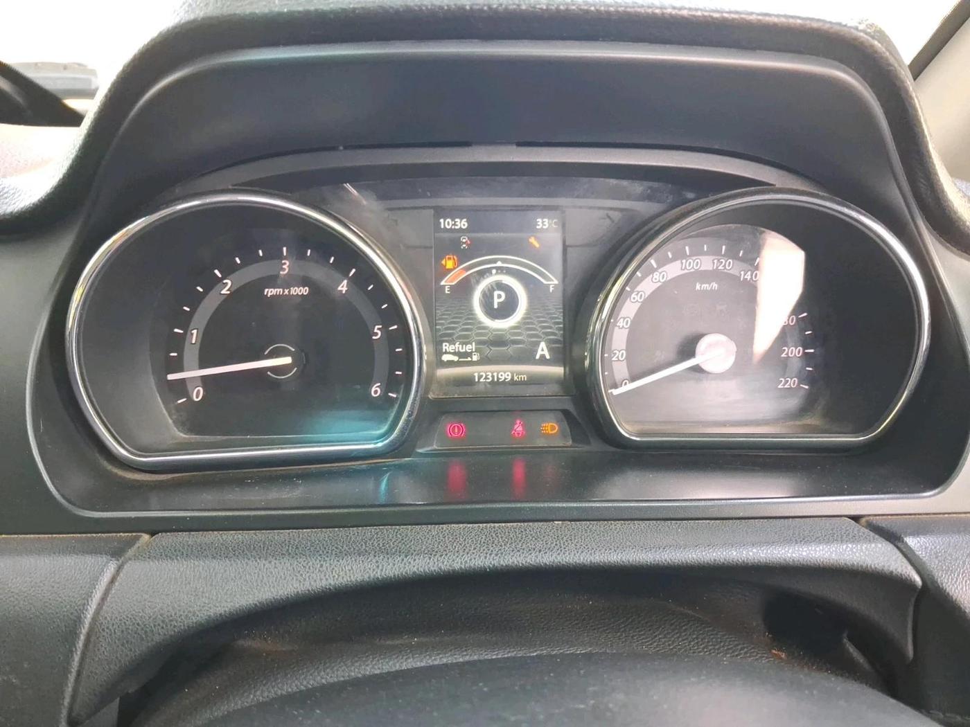 2018 Tata Hexa XTA 4X2 7 STR, Diesel, Automatic, 1,23,199 km, interior