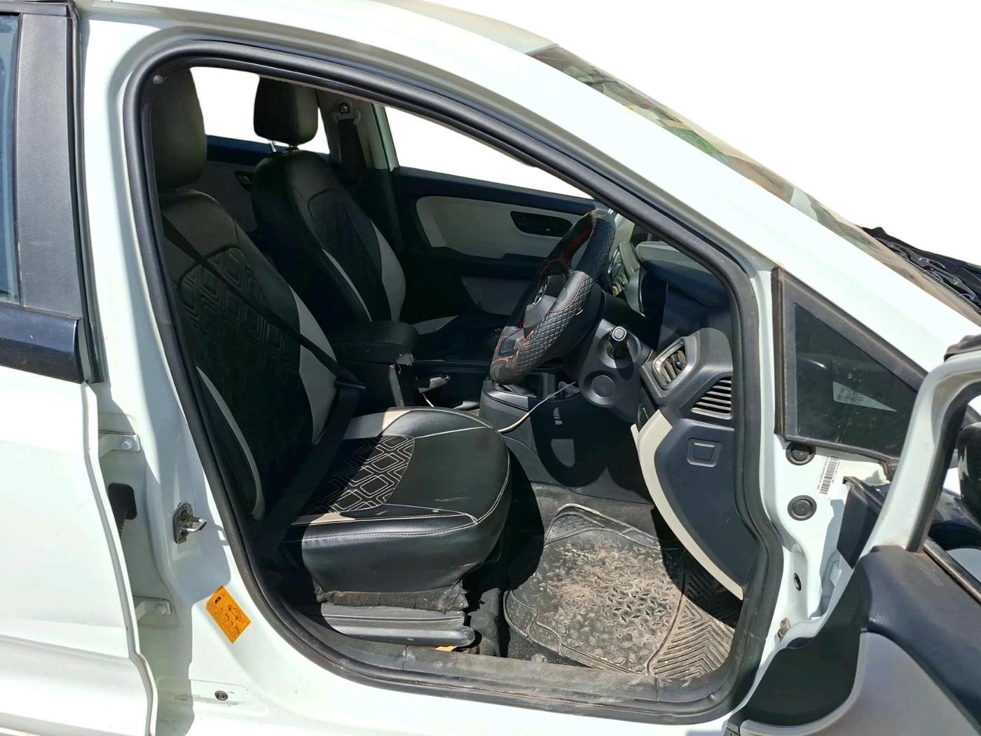 2022 Tata ALTROZ XT I-TURBO PETROL, Petrol, Manual, 58,273 km, interior