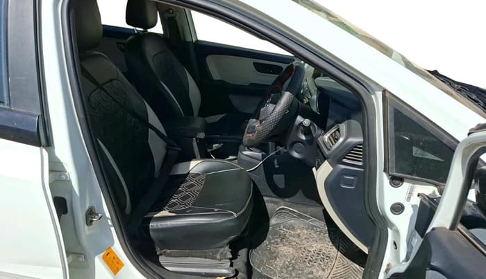 2022 Tata ALTROZ XT I-TURBO PETROL, Petrol, Manual, 58,273 km, interior