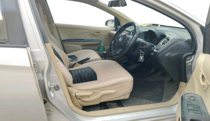 2015 Honda Brio S MT, CNG, Manual, 90,411 km, interior