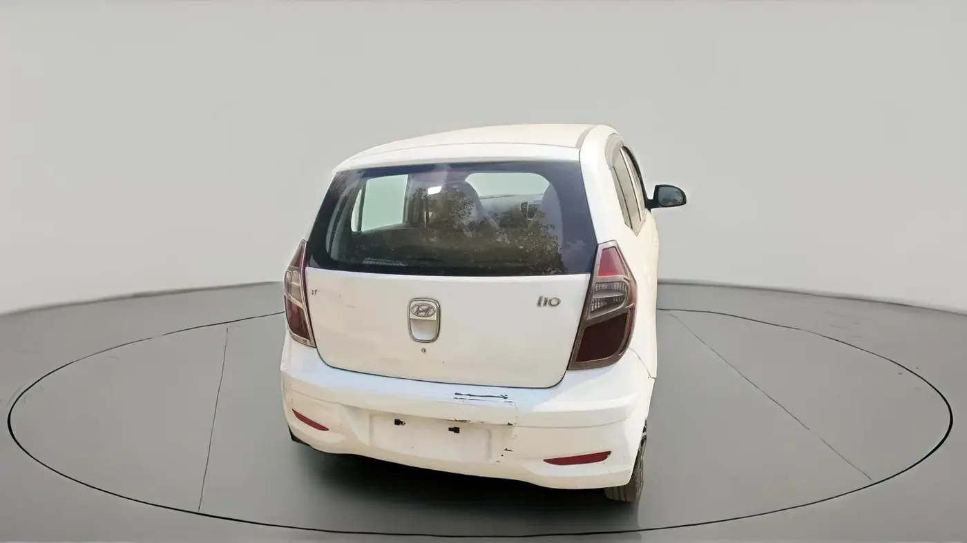 2011 Hyundai i10 MAGNA 1.2, CNG, Manual, 1,13,670 km, exterior
