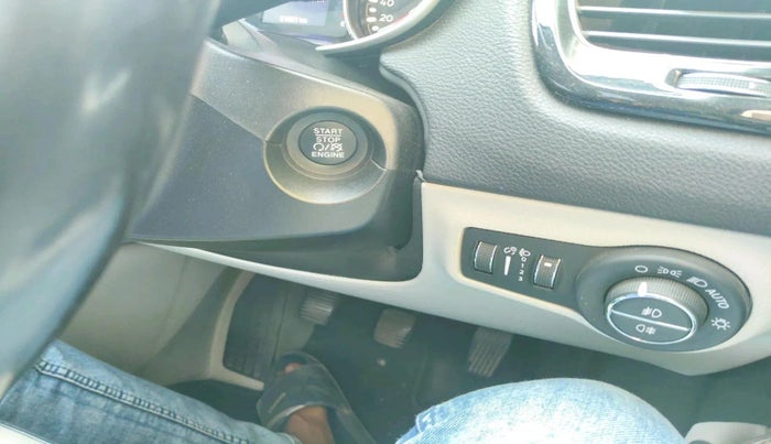 2019 Jeep Compass LIMITED PLUS DIESEL, Diesel, Manual, 31,861 km, interior