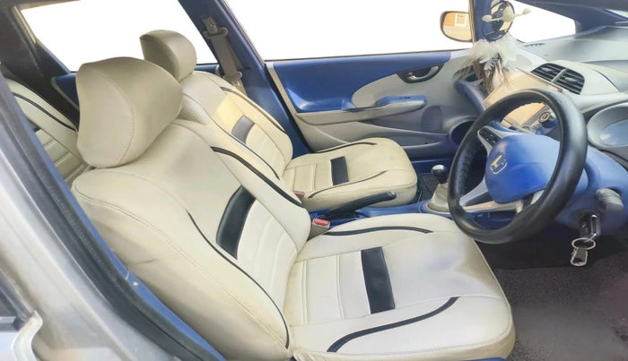 2011 Honda Jazz 1.2L I-VTEC BASE, CNG, Manual, 1,48,965 km, interior