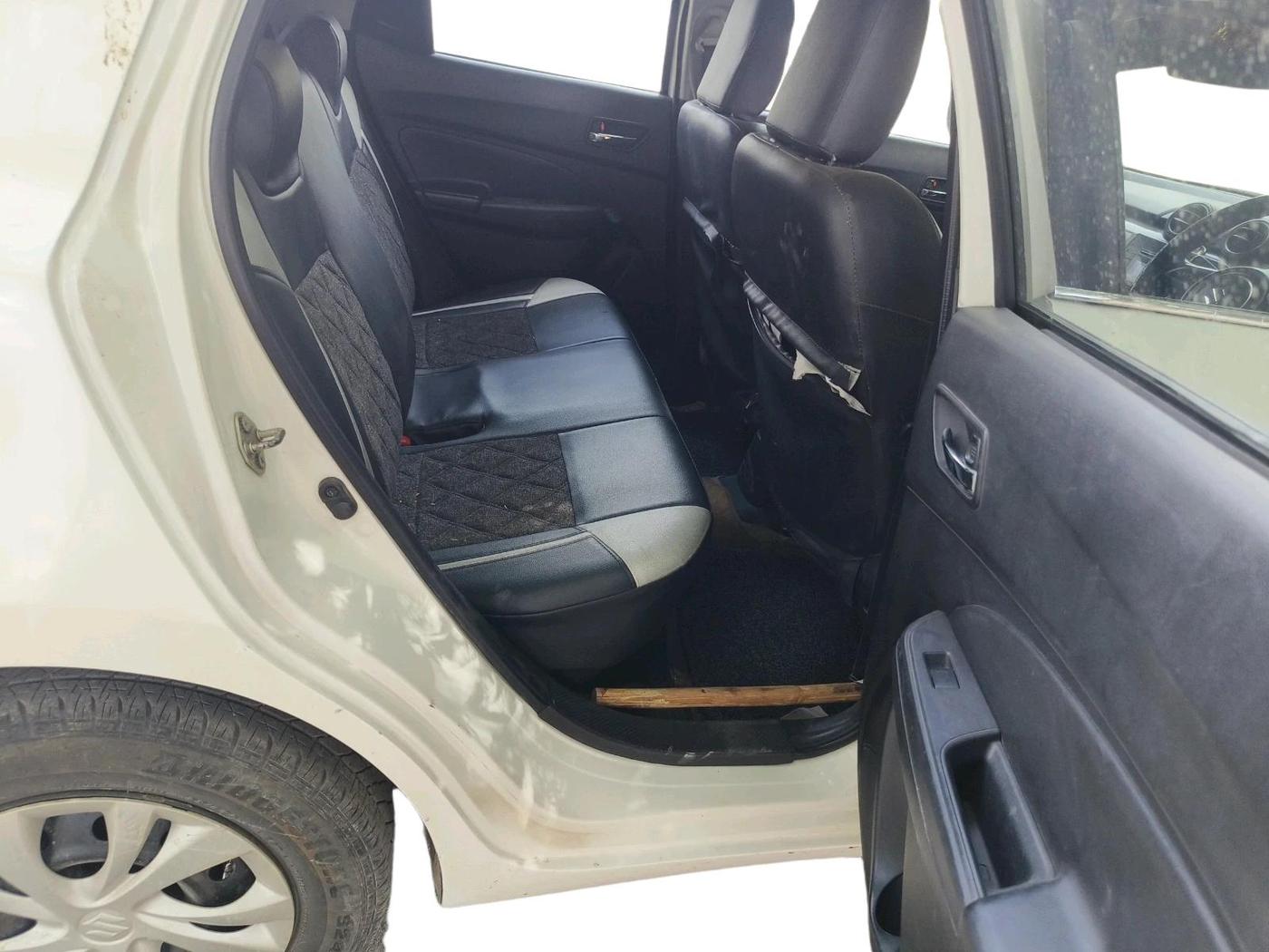 2019 Maruti Swift VXI, Petrol, Manual, 1,18,464 km, interior