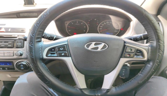 2013 Hyundai i20 SPORTZ 1.4 CRDI, Diesel, Manual, 1,76,011 km, interior