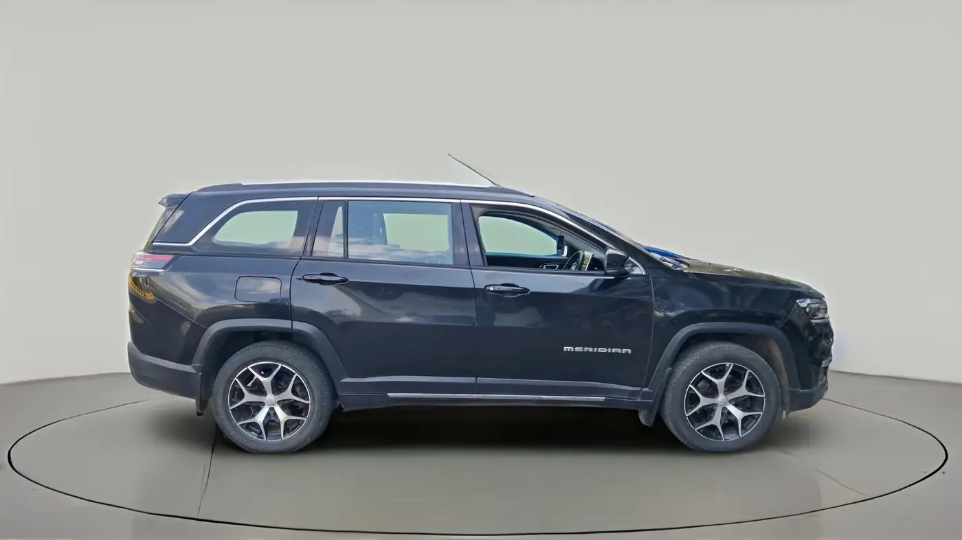 2022 Jeep MERIDIAN LIMITED (O) 4X2 AT, Diesel, Automatic, 60,047 km, exterior