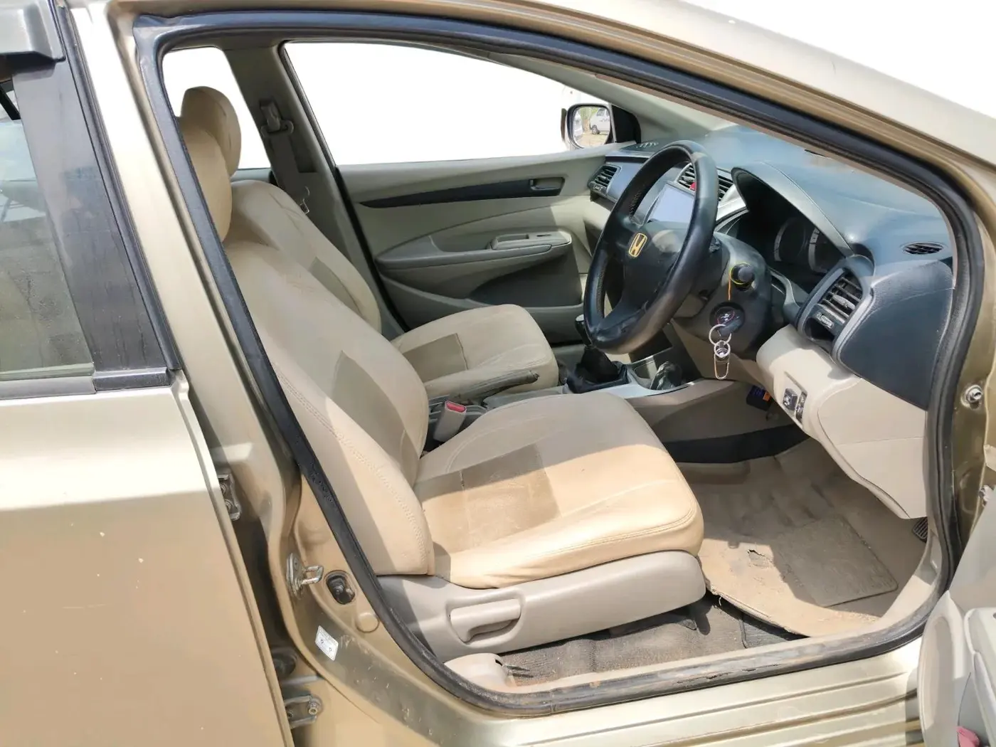 2009 Honda City 1.5L I-VTEC E MT, CNG, Manual, 1,19,769 km, interior