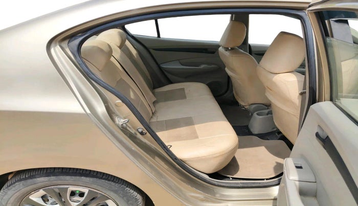 2009 Honda City 1.5L I-VTEC E MT, CNG, Manual, 1,19,769 km, interior