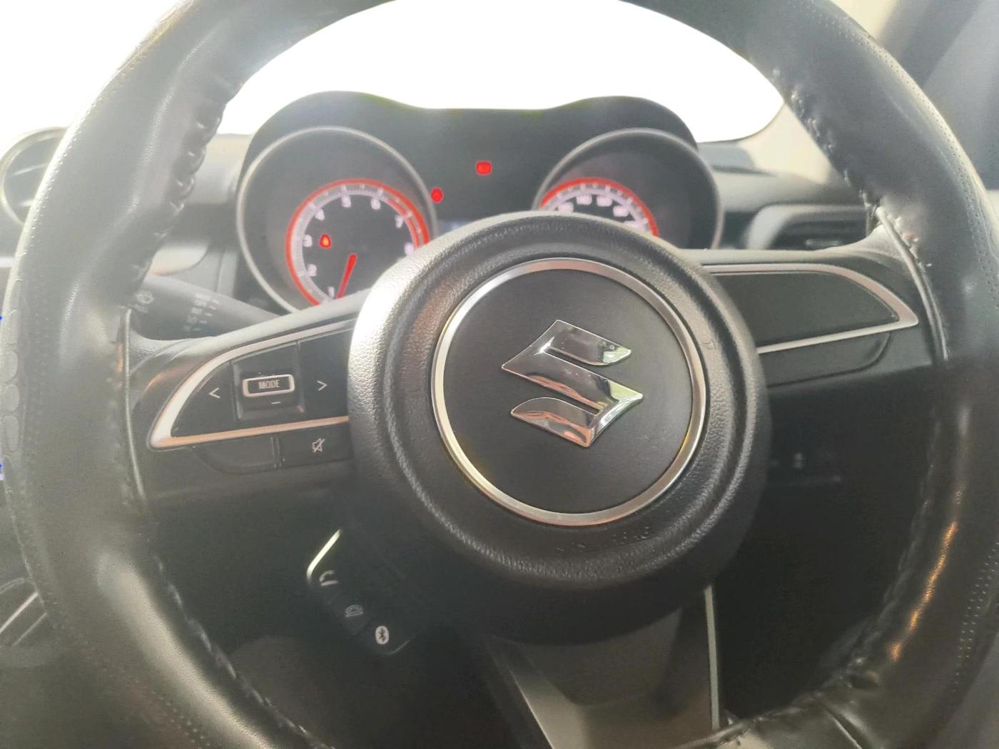 2023 Maruti Swift VXI, Petrol, Manual, 42,451 km, interior