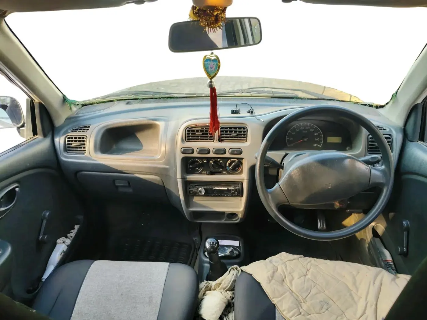 2012 Maruti Alto LXI, CNG, Manual, 1,31,491 km, interior