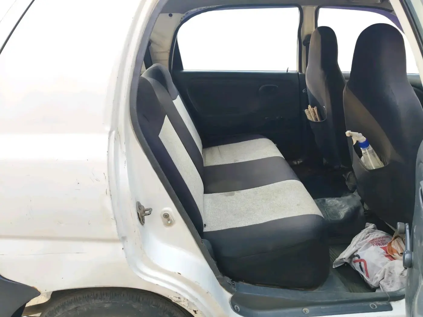 2012 Maruti Alto LXI, CNG, Manual, 1,31,491 km, interior