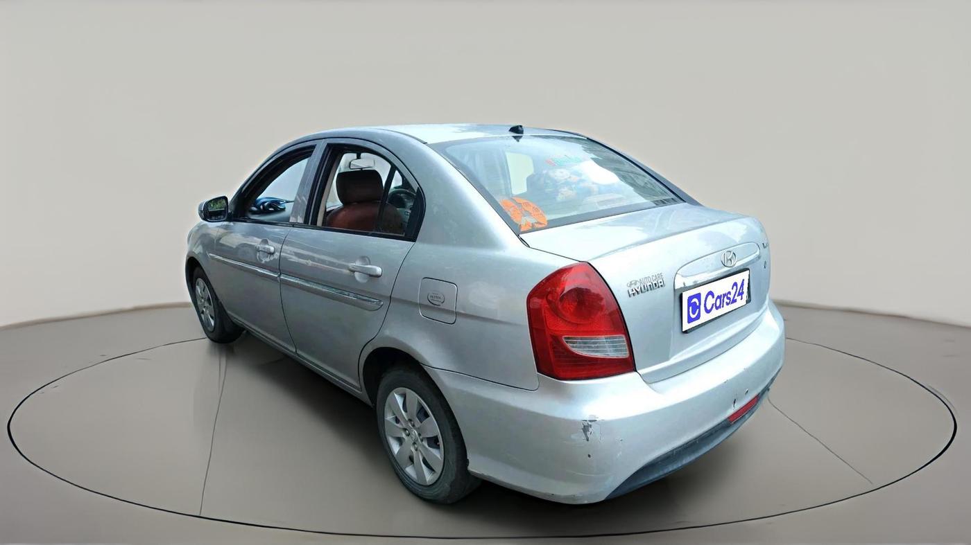 2011 Hyundai Verna TRANSFORM 1.6 SX VTVT, CNG, Manual, 78,673 km, exterior