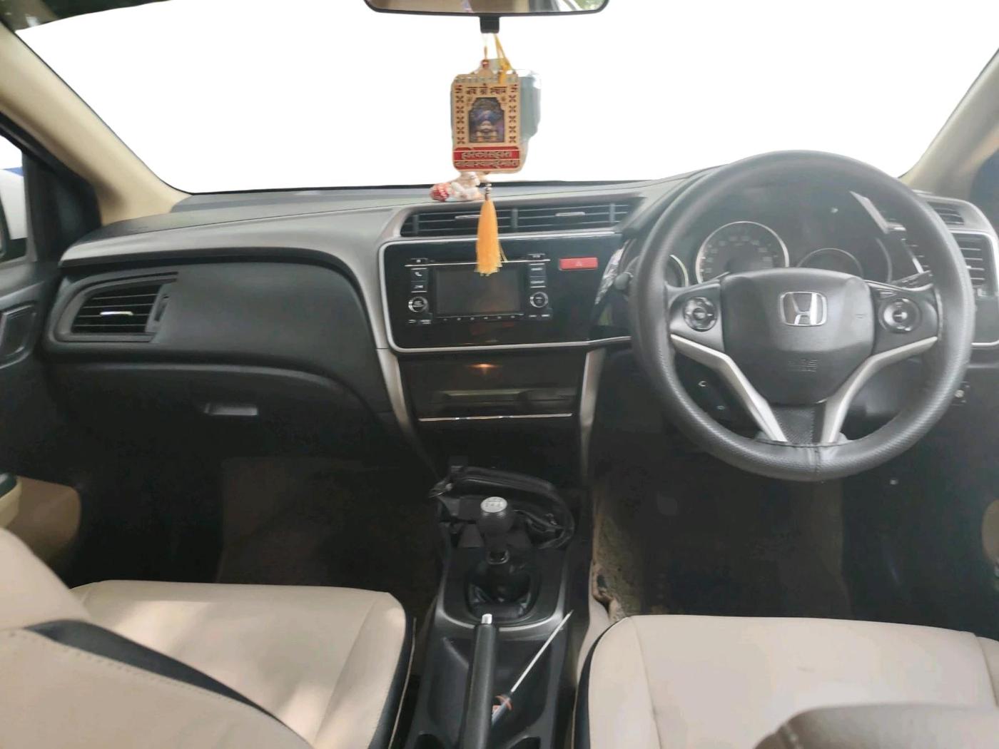 2015 Honda City 1.5L I-VTEC V MT, CNG, Manual, 1,14,844 km, interior
