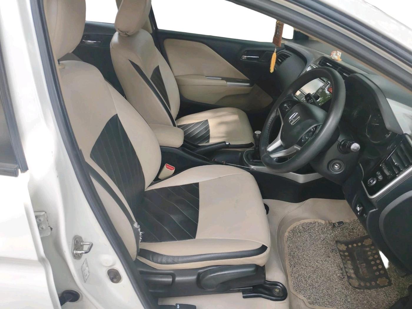 2015 Honda City 1.5L I-VTEC V MT, CNG, Manual, 1,14,844 km, interior