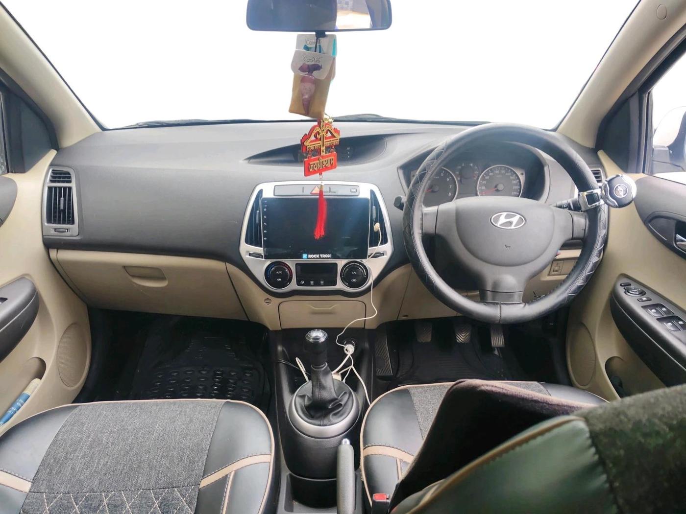 2014 Hyundai i20 MAGNA (O) 1.2, Petrol, Manual, 81,729 km, interior