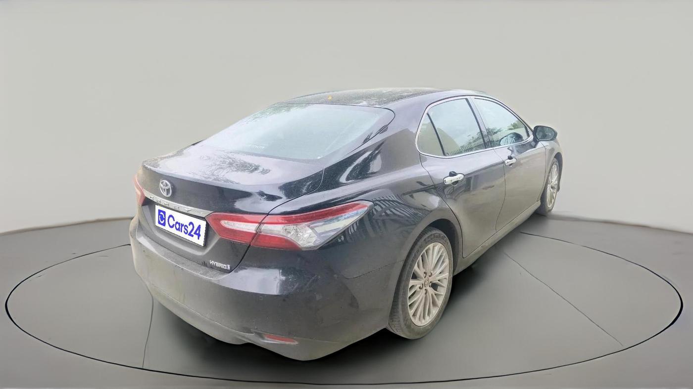 2021 Toyota Camry HYBRID, Hybrid, Automatic, 1,04,942 km, exterior