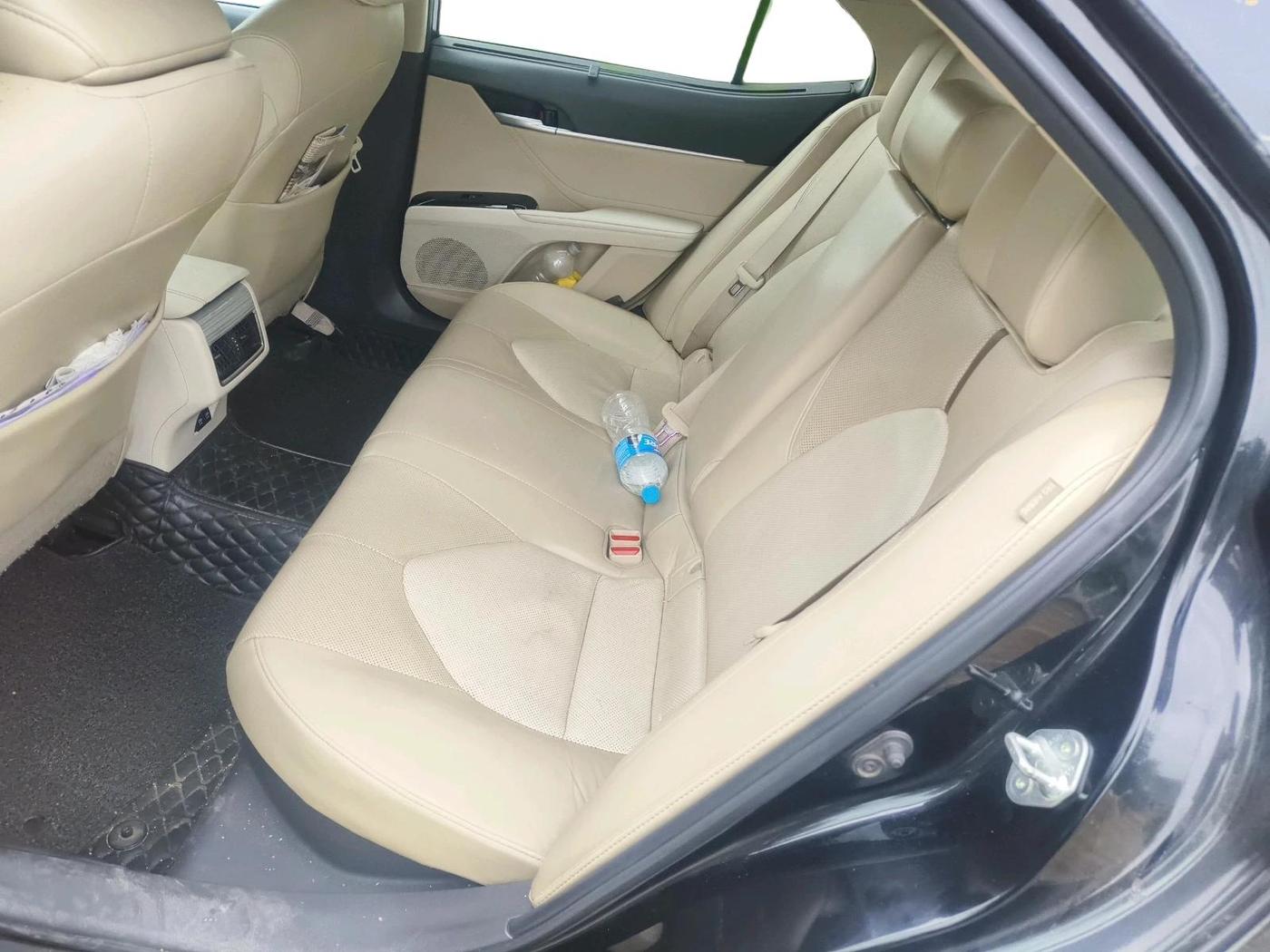 2021 Toyota Camry HYBRID, Hybrid, Automatic, 1,04,942 km, interior