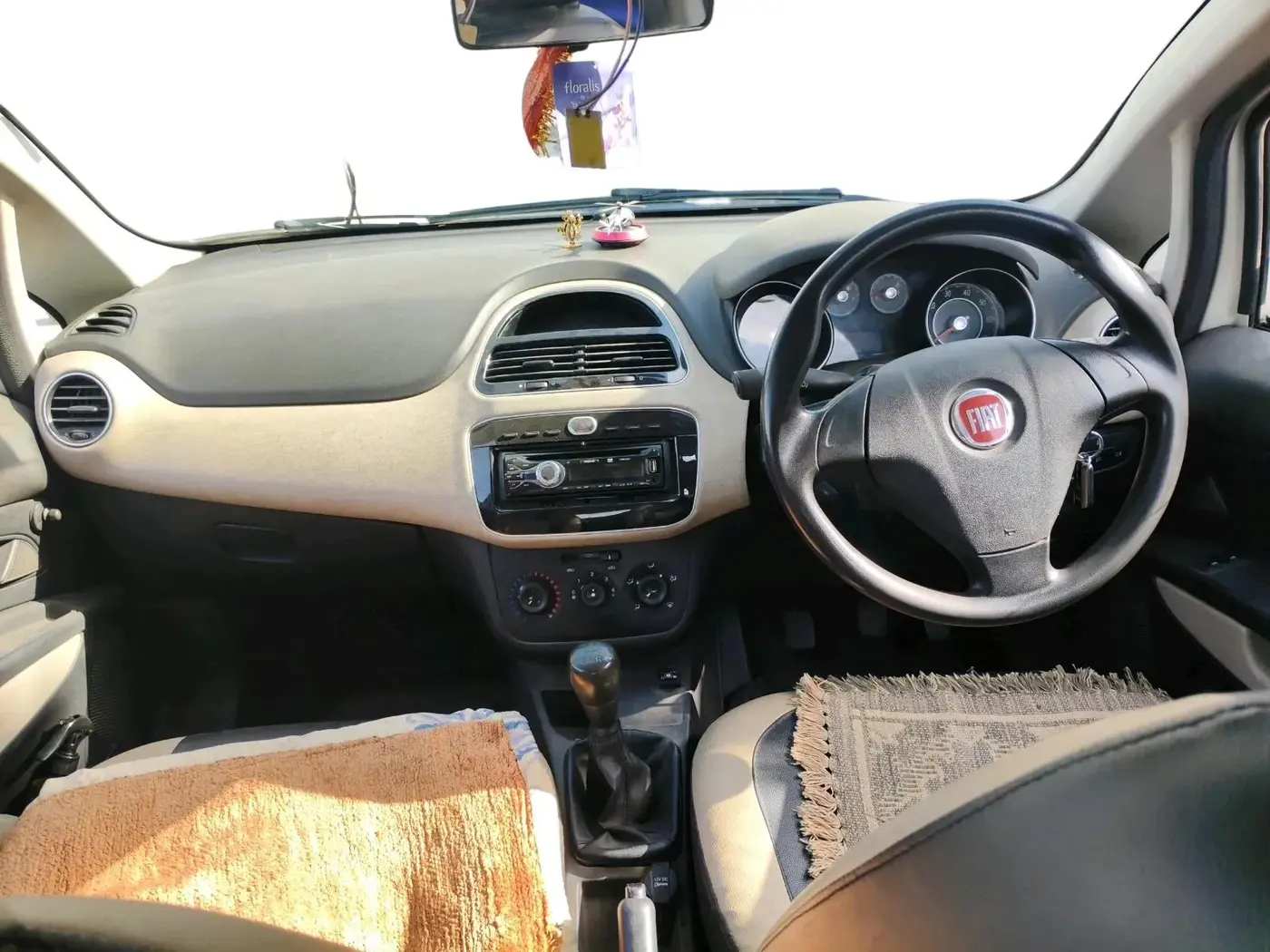 2014 Fiat Punto EVO ACTIVE 1.2, CNG, Manual, 88,892 km, interior